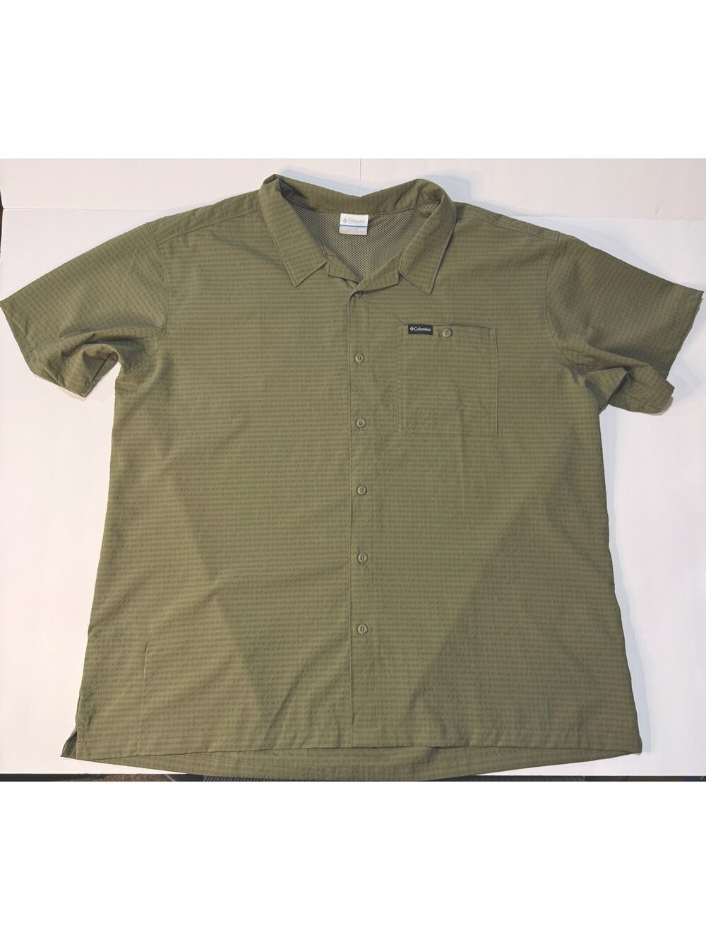 Columbia Mens XXL Green Vented Short Sleeve Button Up Shirt Textured Outdoor